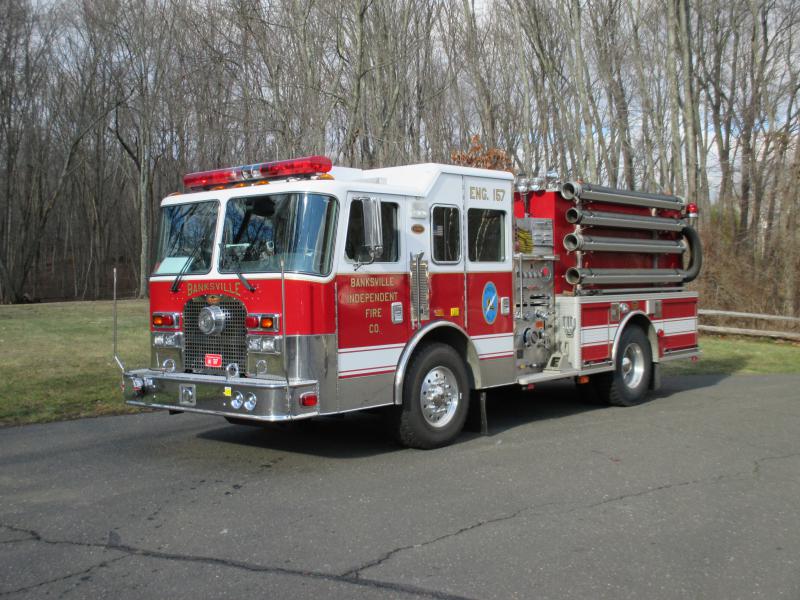 Engine 157   2001 KME
Water Supply Engine - 1500 GPM, 500 gallon water tank,  5000' 5 inch hose, 55' 6 inch Suction Hose